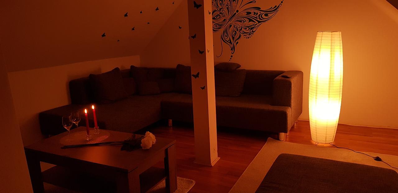 My Place - Butterflies Sibiu Bagian luar foto